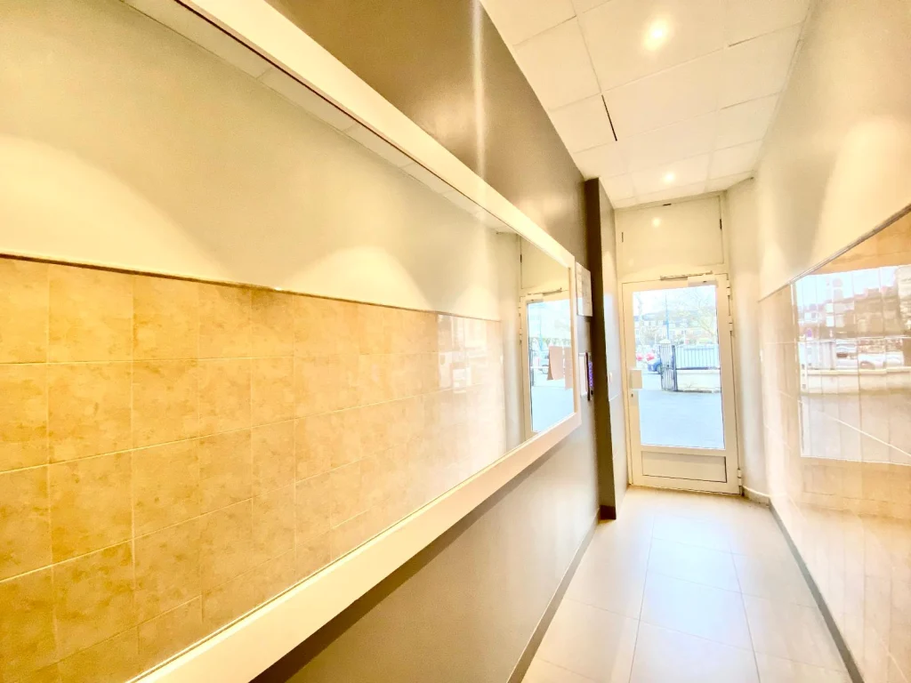 Local professionnel de 45 m², photo 4 sur 4