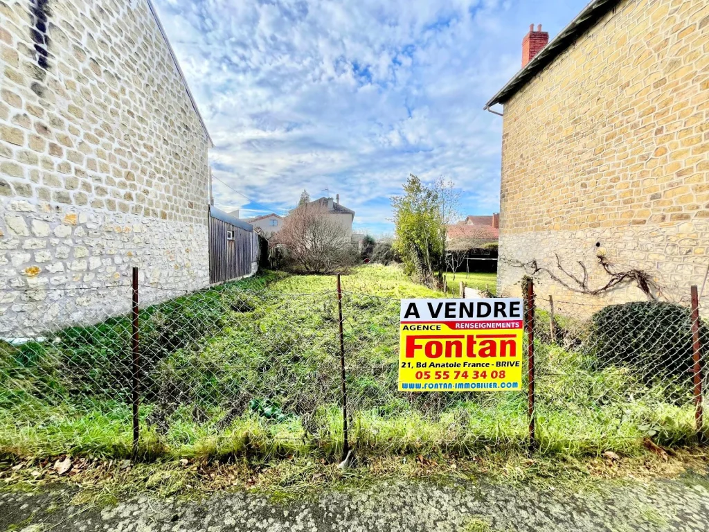 Terrain de 299 m², photo 3 sur 3