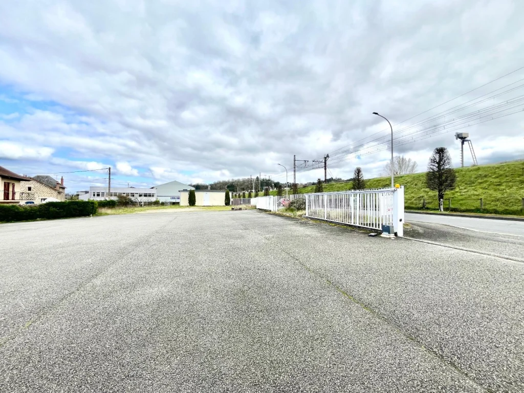 Local commercial de 130 m², photo 8 sur 8