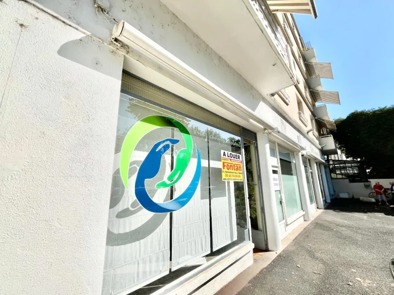 Local commercial de 44 m² à Brive-la-Gaillarde